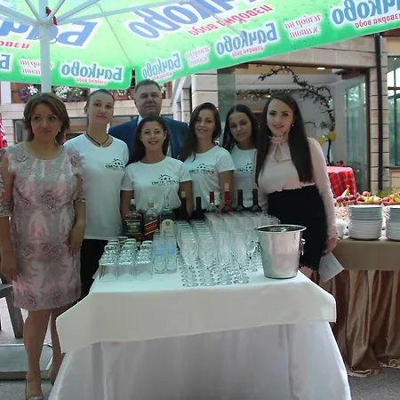 Saint Nedelya 3*