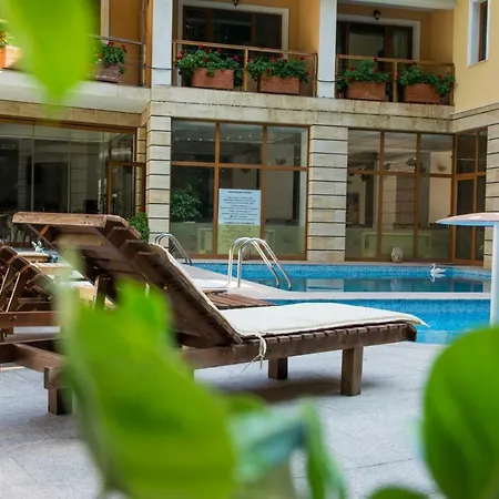Szálloda Saint Nedelya 3*